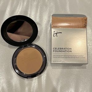 IT Cosmetics Celebration Foundation